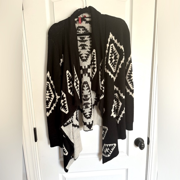 Aztec Open Front Cardigan - Picture 2 of 5